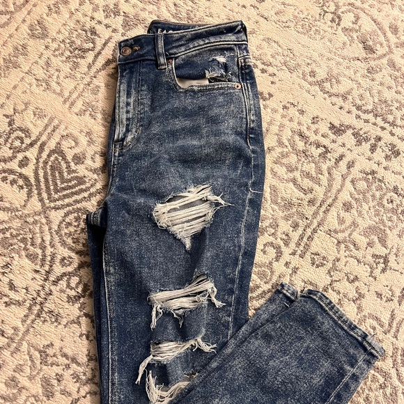 Hollister | Ripped Jeans | Medium-Dark Denim - Picture 2 of 7